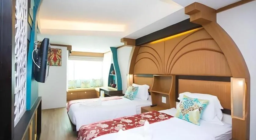 Bed in Phi Phi Nice Beach Hotel Hip