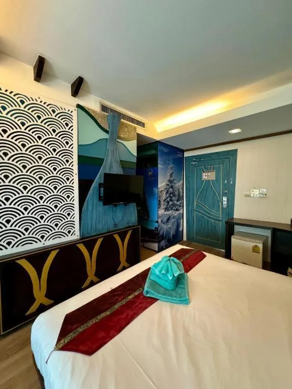 Bed in Phi Phi Nice Beach Hotel Hip