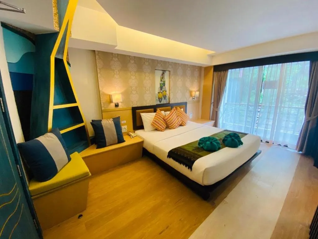 Bed in Phi Phi Nice Beach Hotel Hip