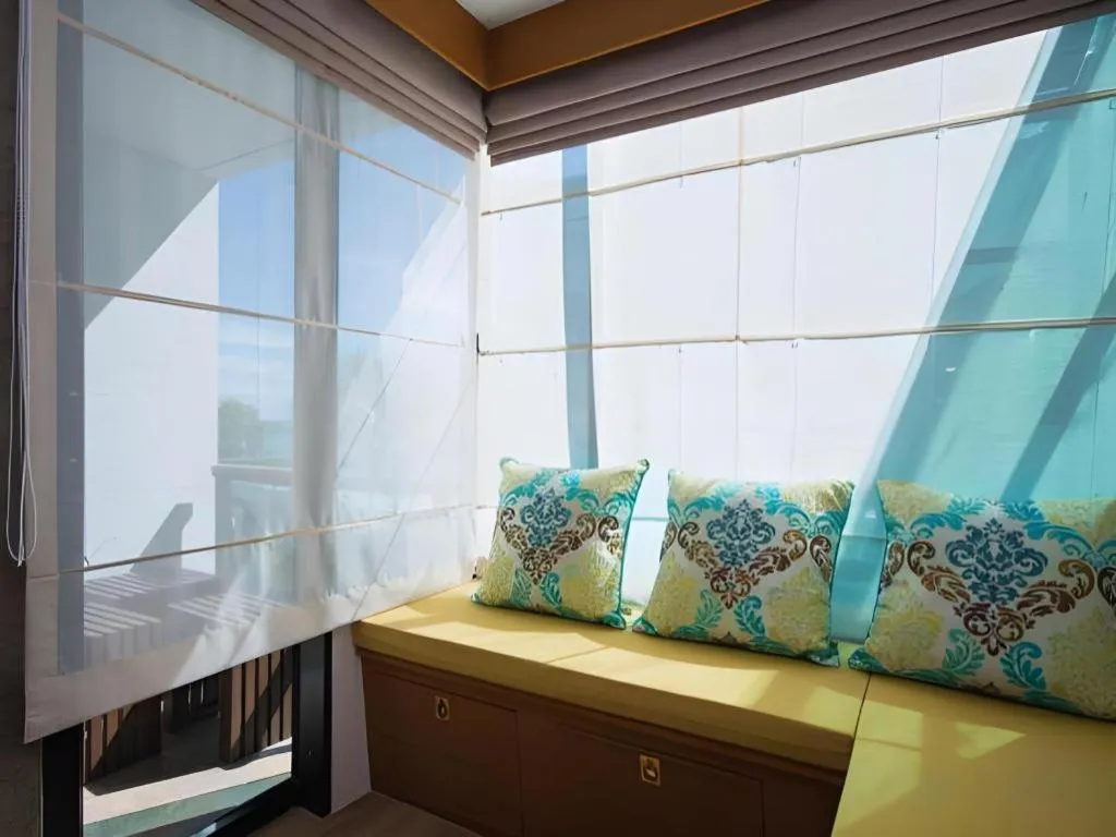 Phi Phi Nice Beach Hotel Hip