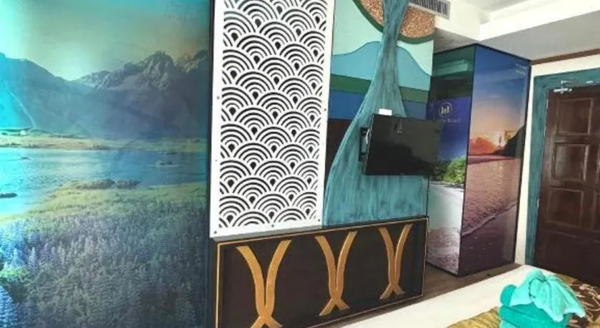 Phi Phi Nice Beach Hotel Hip