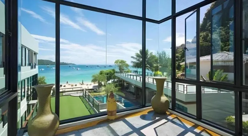 Phi Phi Nice Beach Hotel Hip