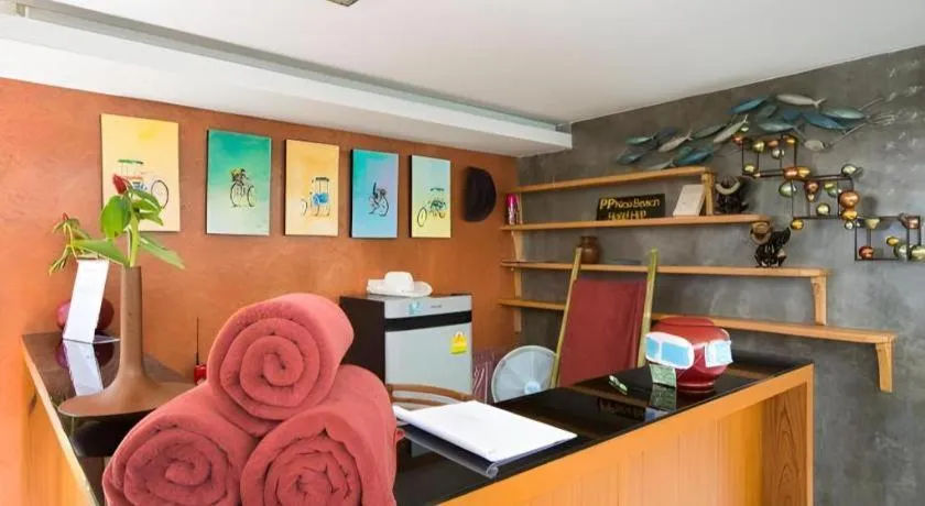 Phi Phi Nice Beach Hotel Hip