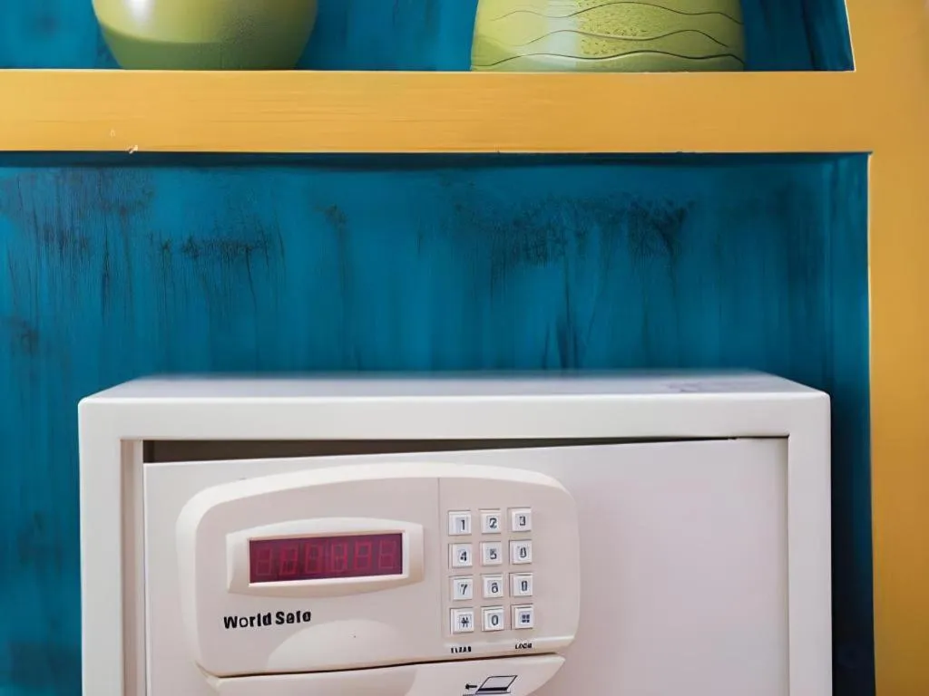 Phi Phi Nice Beach Hotel Hip