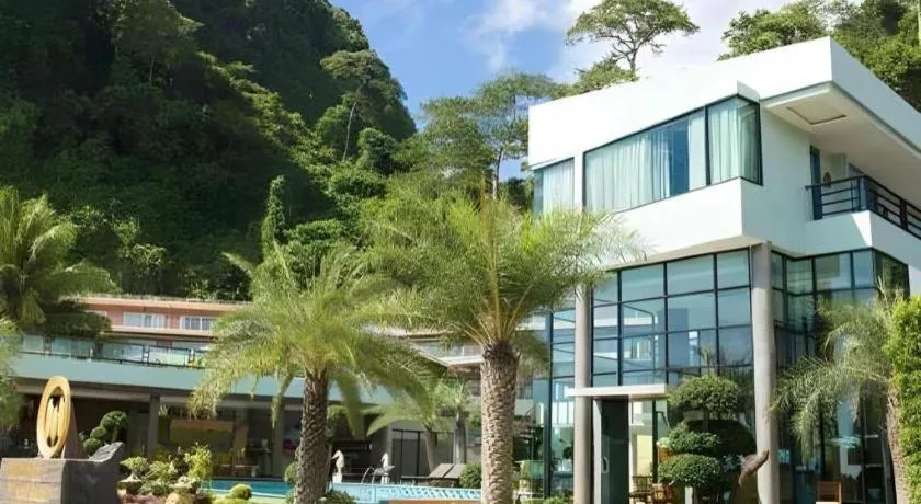 Phi Phi Nice Beach Hotel Hip