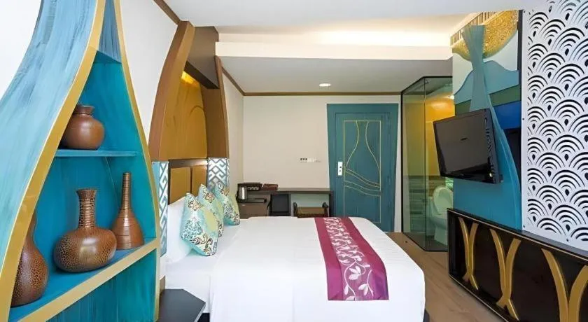 Bed in Phi Phi Nice Beach Hotel Hip