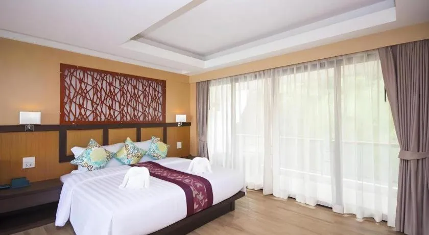 Bed in Phi Phi Nice Beach Hotel Hip