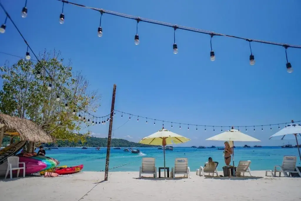 Phi Phi Nice Beach Hotel Hip Phi Phi Nice Beach Hotel Hip