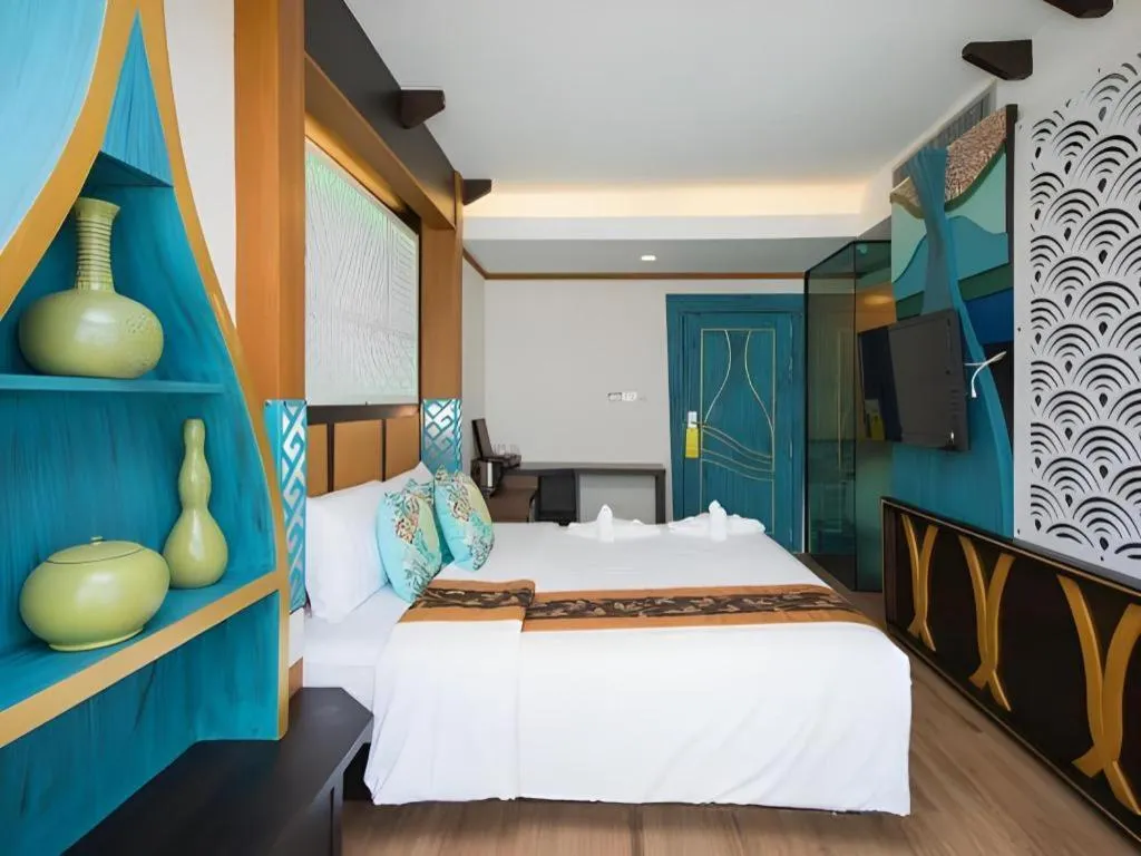 Bed in Phi Phi Nice Beach Hotel Hip