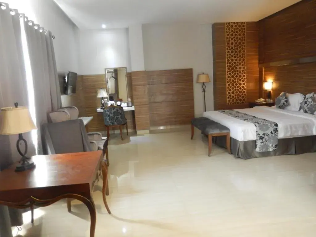 Bed in Grand Amira Hotel Solo, Azana Hotels Collection Bed in Grand Amira Hotel Solo, Azana Hotels Collection
