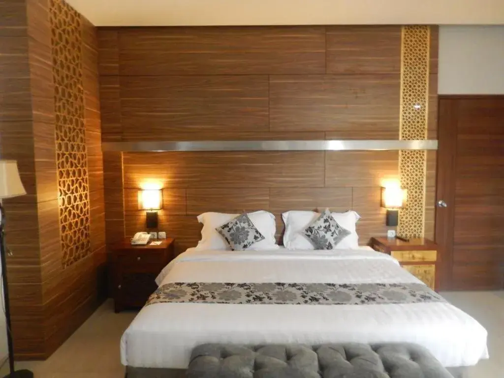 Bed in Grand Amira Hotel Solo, Azana Hotels Collection Bed in Grand Amira Hotel Solo, Azana Hotels Collection
