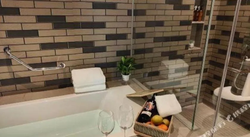 Zhuhai Starlight Hotel