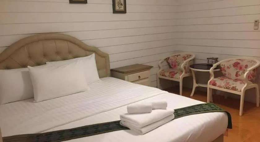 Ban Thungdang Housetel Bangkok