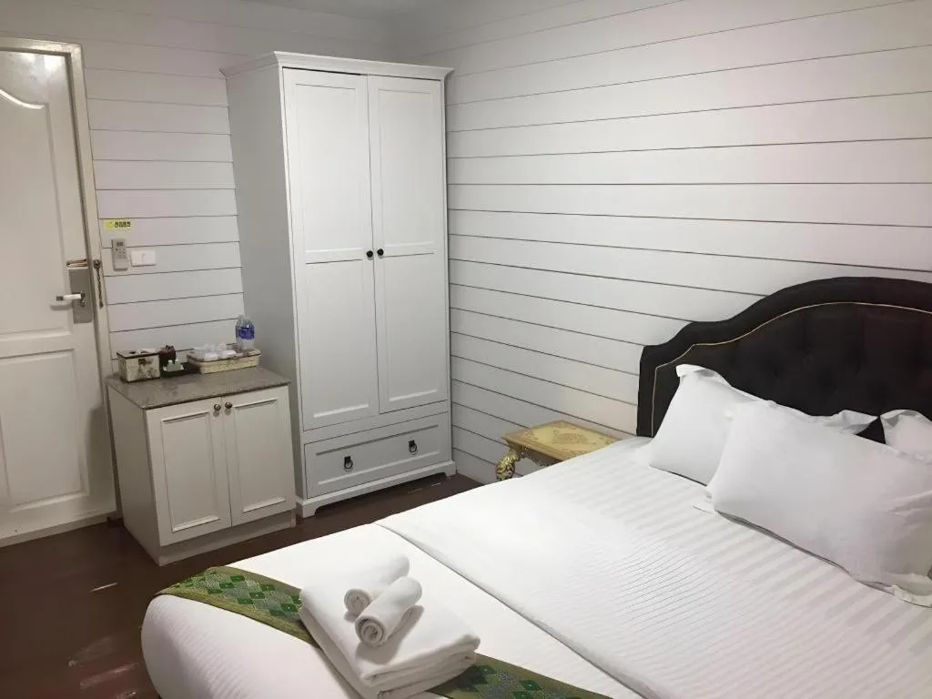 Ban Thungdang Housetel Bangkok