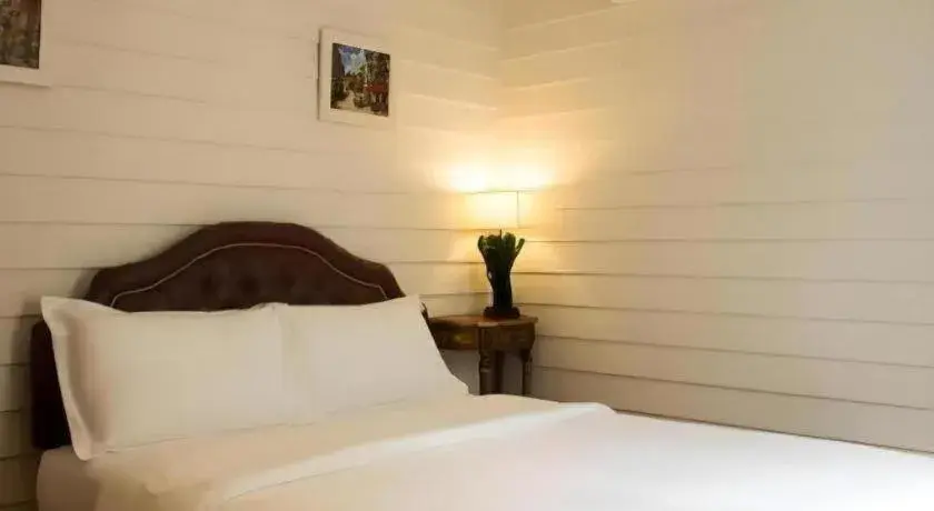 Bed in Ban Thungdang Housetel Bangkok Bed in Ban Thungdang Housetel Bangkok