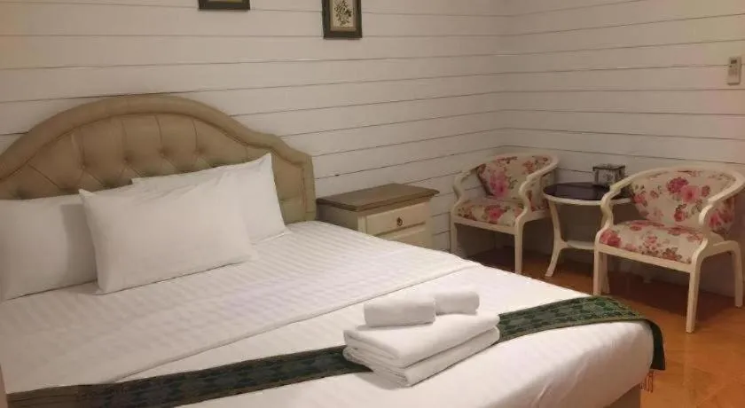 Ban Thungdang Housetel Bangkok