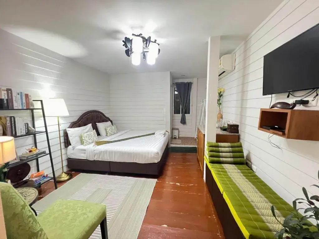 Bed in Ban Thungdang Housetel Bangkok Bed in Ban Thungdang Housetel Bangkok