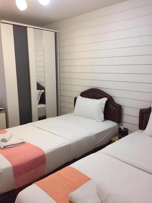 Ban Thungdang Housetel Bangkok