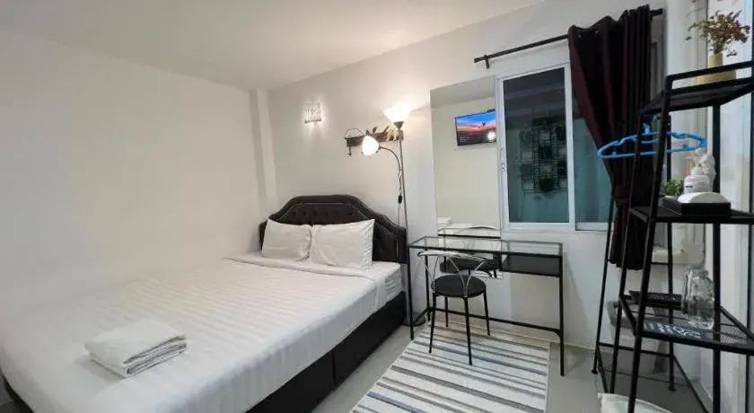 Bed in Ban Thungdang Housetel Bangkok Bed in Ban Thungdang Housetel Bangkok