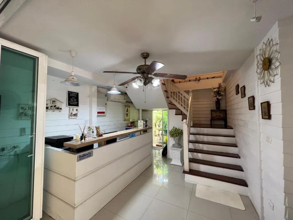 Ban Thungdang Housetel Bangkok