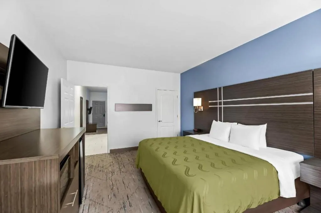 Bed in Quality Inn & Suites Rio Grande City