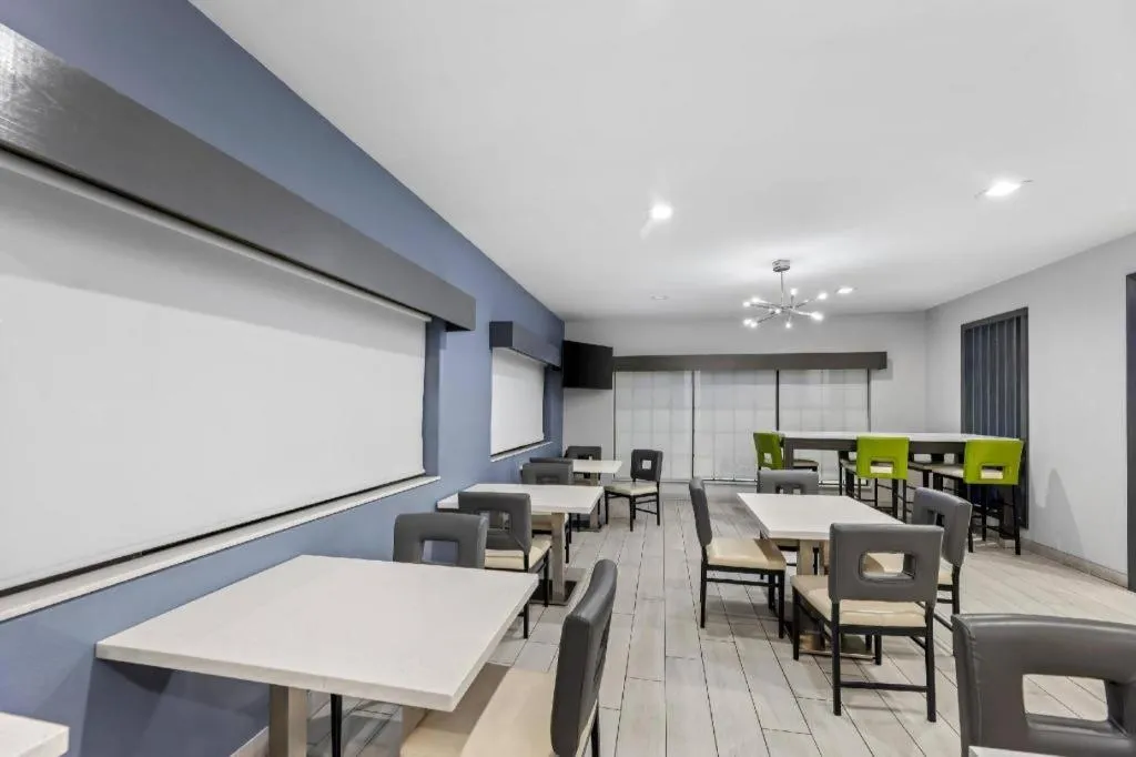 Quality Inn & Suites Rio Grande City