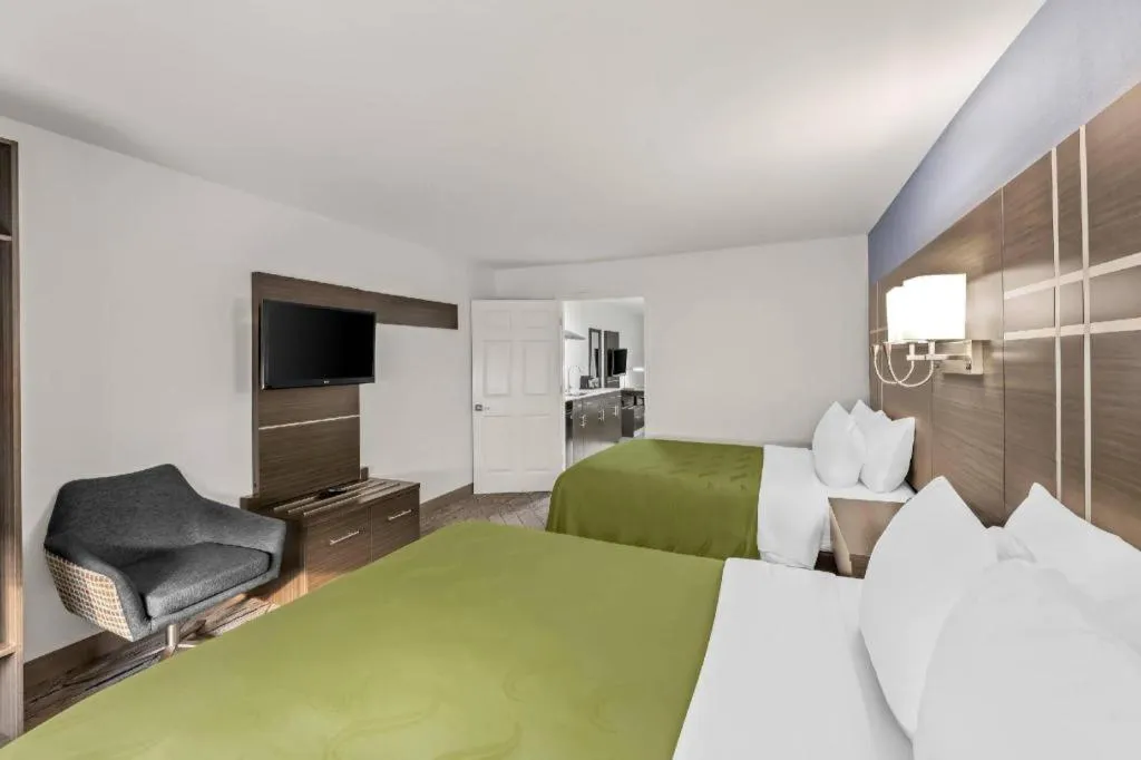 Bed in Quality Inn & Suites Rio Grande City