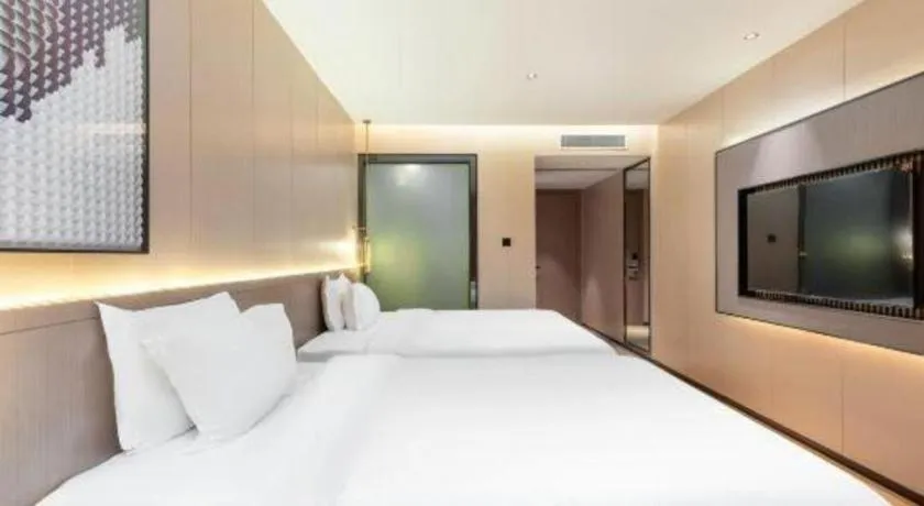 Bed in Lavande Hotel Guangzhou Financial City Tianhe Park Metro Station