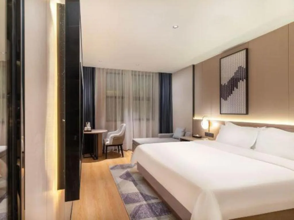 Bed in Lavande Hotel Guangzhou Financial City Tianhe Park Metro Station