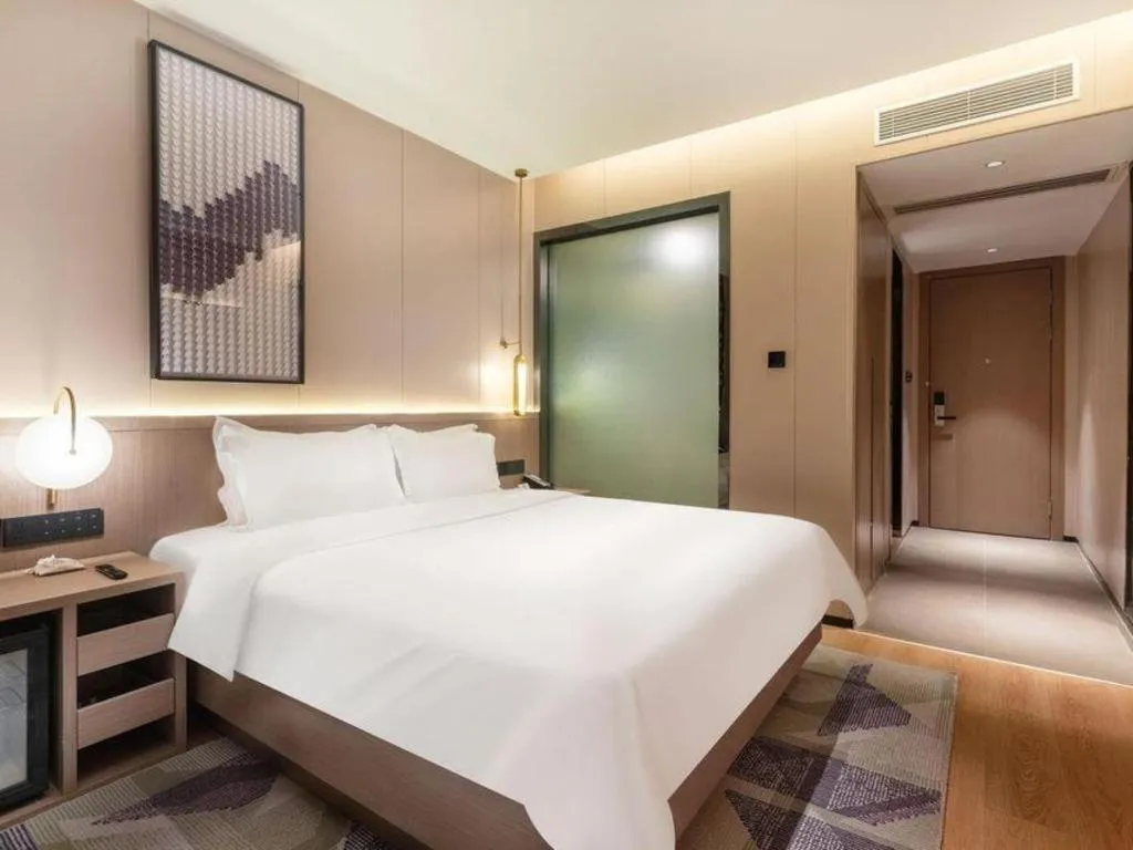 Bed in Lavande Hotel Guangzhou Financial City Tianhe Park Metro Station