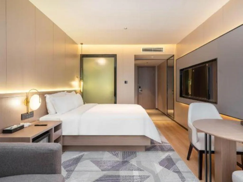 Bed in Lavande Hotel Guangzhou Financial City Tianhe Park Metro Station