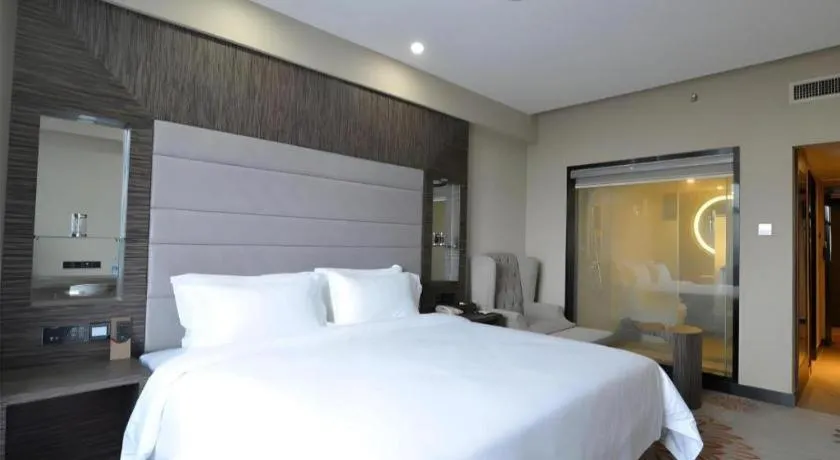 Bed in Lavande Hotel Guangzhou Financial City Tianhe Park Metro Station