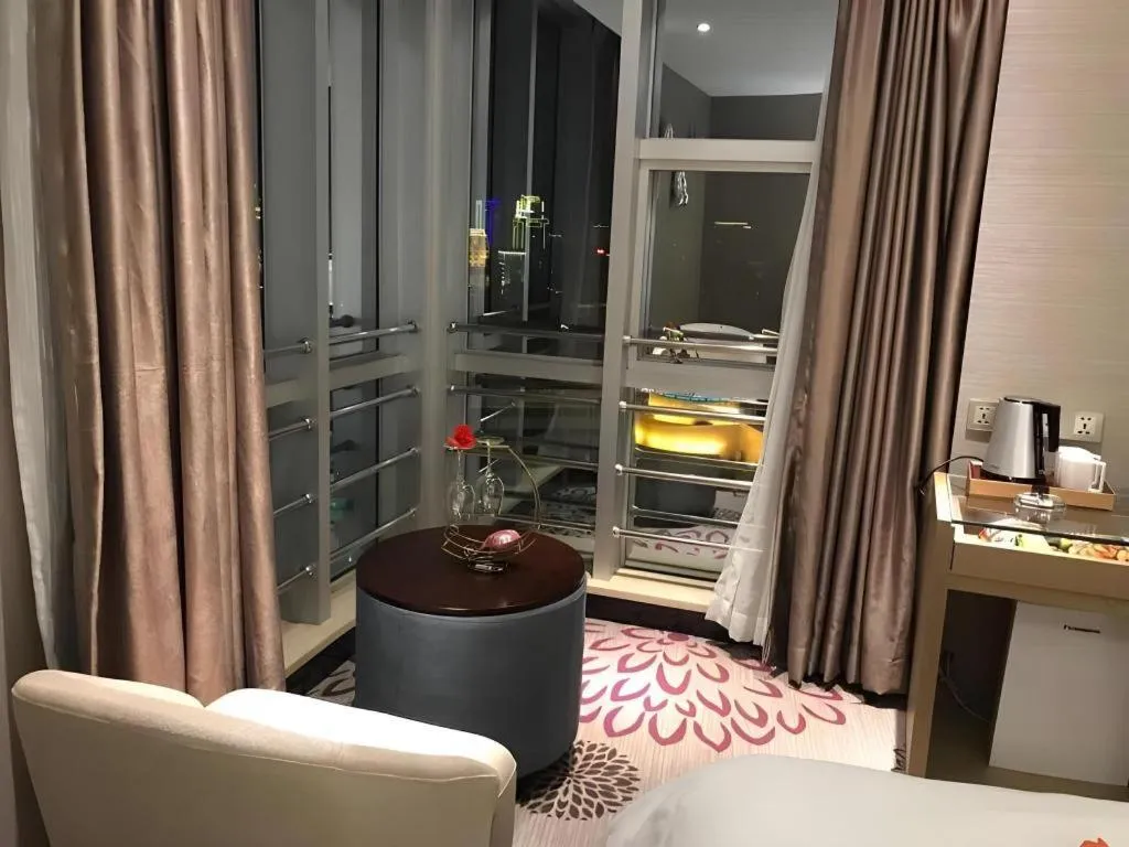 Bed in Lavande Hotel Guangzhou Financial City Tianhe Park Metro Station