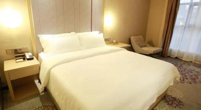 Bed in Lavande Hotel Guangzhou Financial City Tianhe Park Metro Station