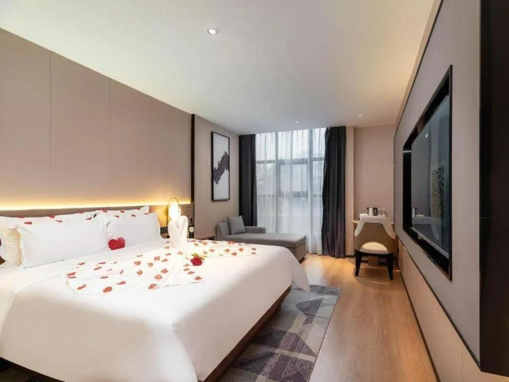 Bed in Lavande Hotel Guangzhou Financial City Tianhe Park Metro Station