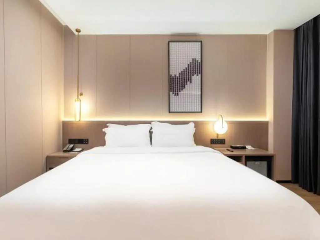 Bed in Lavande Hotel Guangzhou Financial City Tianhe Park Metro Station