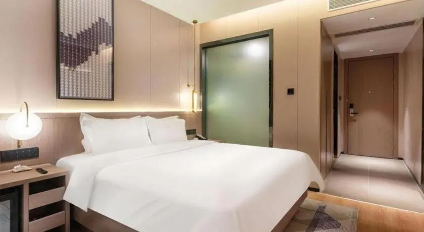 Bed in Lavande Hotel Guangzhou Financial City Tianhe Park Metro Station