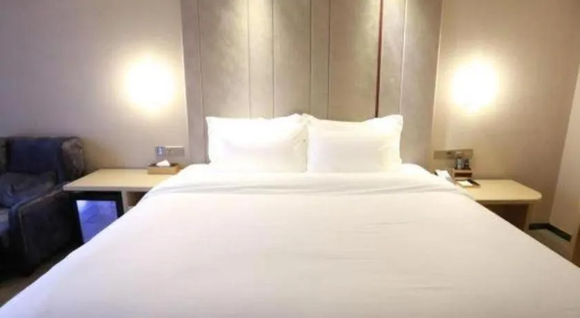 Bed in Lavande Hotel Guangzhou Financial City Tianhe Park Metro Station