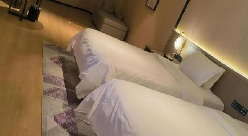 Bed in Lavande Hotel Guangzhou Financial City Tianhe Park Metro Station
