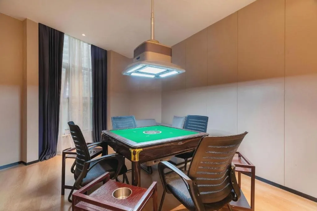 Lavande Hotel Guangzhou Financial City Tianhe Park Metro Station