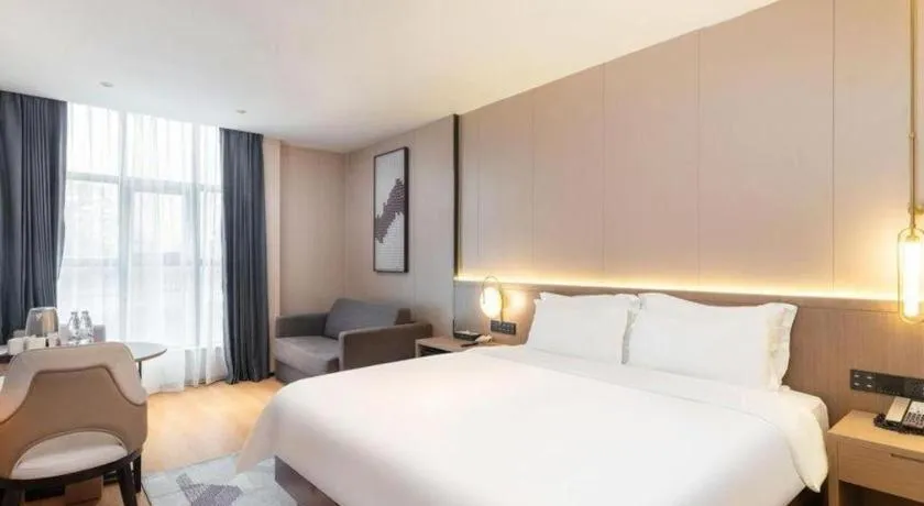 Bed in Lavande Hotel Guangzhou Financial City Tianhe Park Metro Station