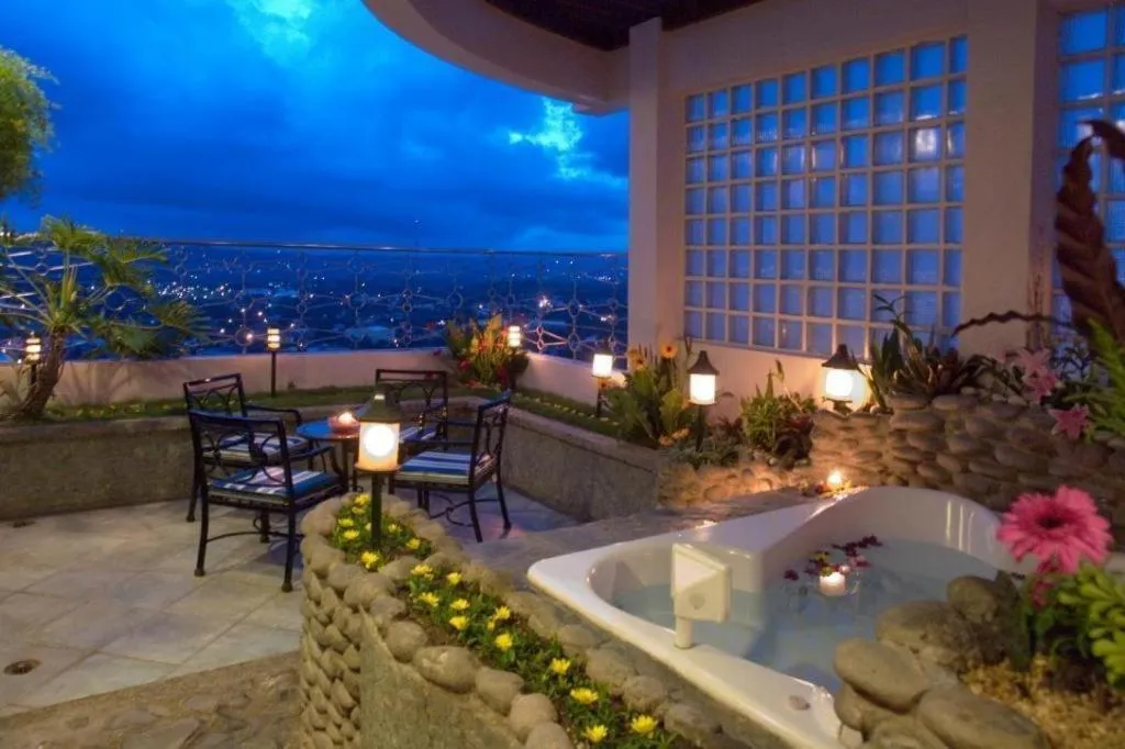 Marco Polo Davao Hotel