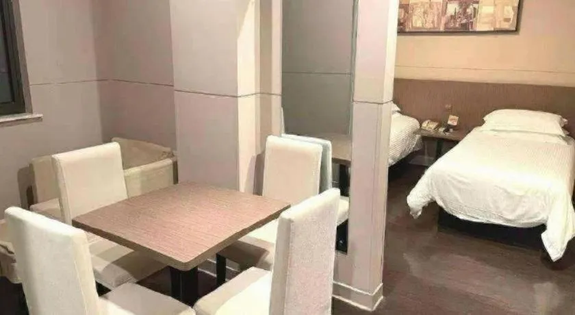 Bed in Jinjiang Inn Select Shanghai Nanjing Road Pedestrian Street