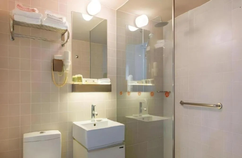 Jinjiang Inn Select Shanghai Nanjing Road Pedestrian Street