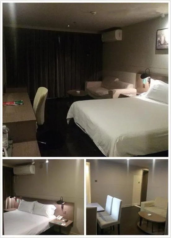 Bed in Jinjiang Inn Select Shanghai Nanjing Road Pedestrian Street