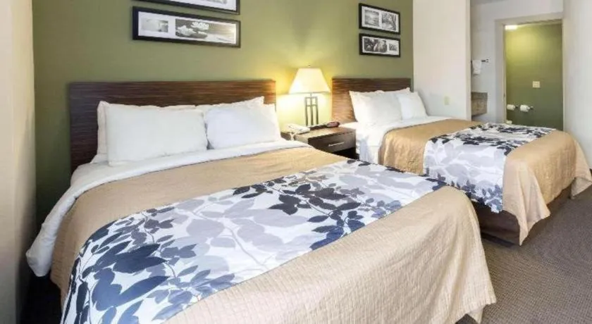 Bed in Sleep Inn Airport Phoenix