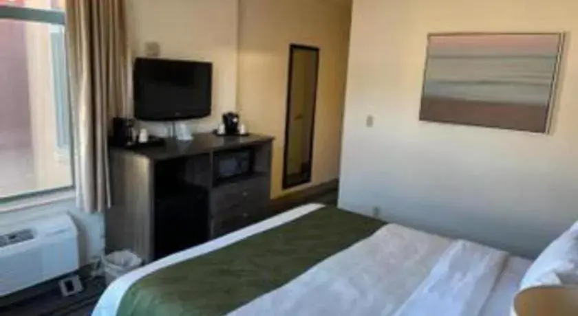 Bed in Ramada Suites by Wyndham San Diego Bed in Ramada Suites by Wyndham San Diego