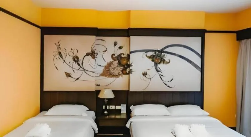 Bed in Sarita Chalet and Spa Hotel