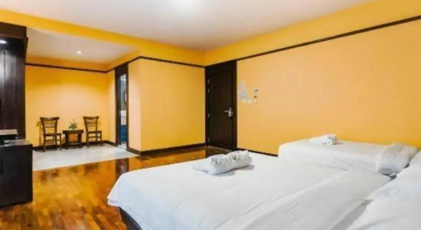 Bed in Sarita Chalet and Spa Hotel