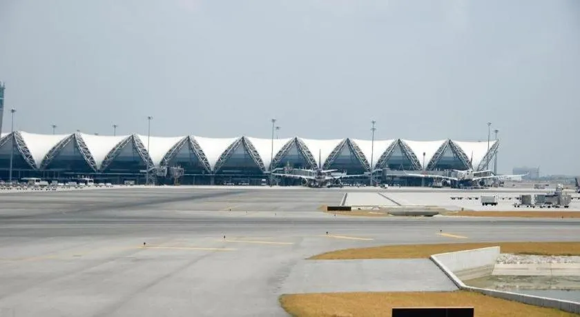 Grand Pinnacle Hotel